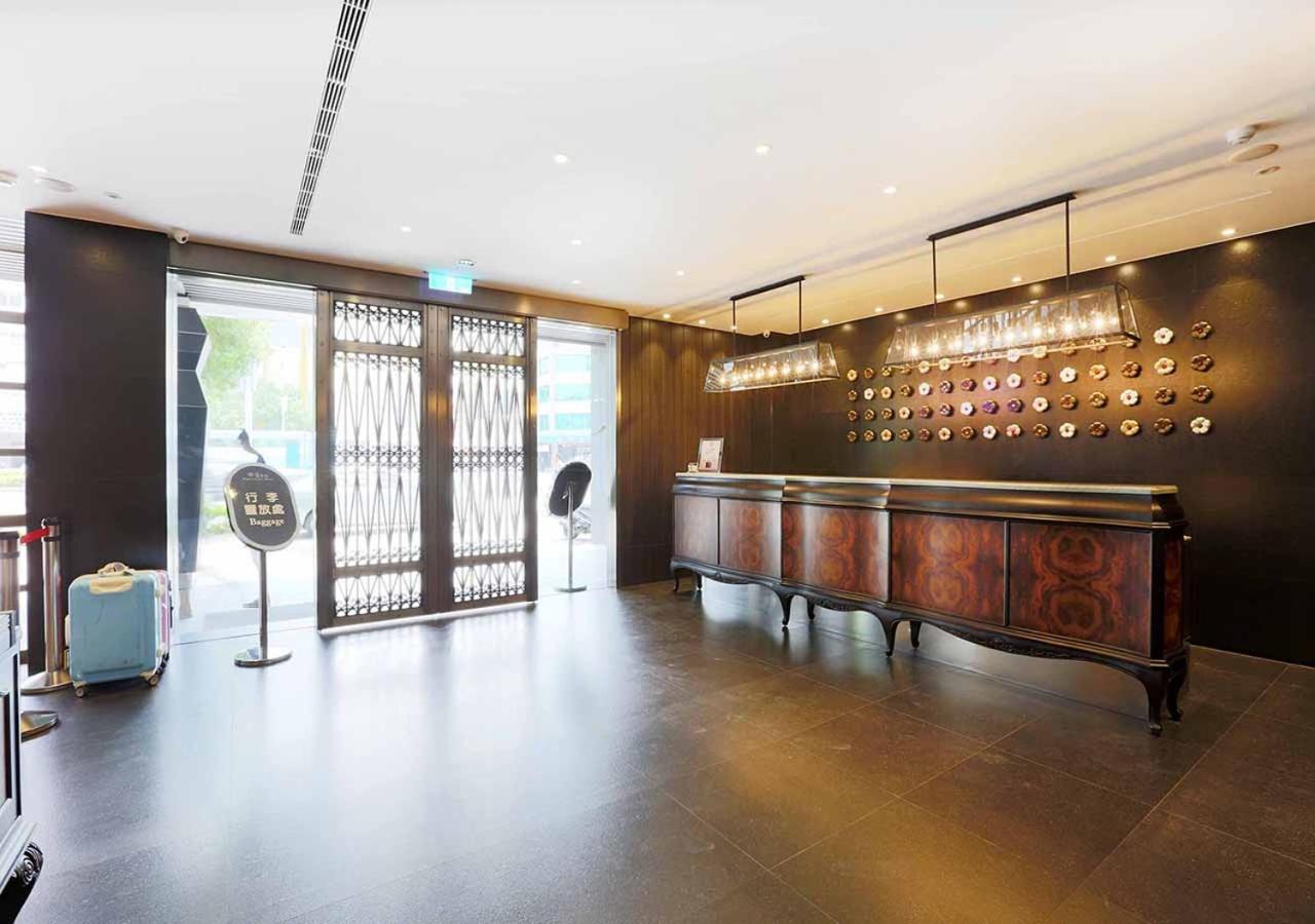 Royal Group Hotel Bo Ai Branch Kaohsiung Exterior photo